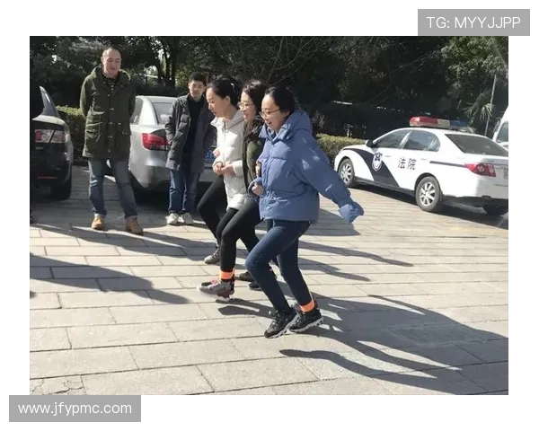 上海滑板队区域防守新策略探讨与实践成果分析 上海滑板队区域防守新策略探讨与实践成果分析