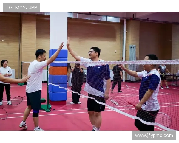 北京羽毛球队团队协作的精彩表现与大满贯赛事的深度解析 北京羽毛球队团队协作的精彩表现与大满贯赛事的深度解析