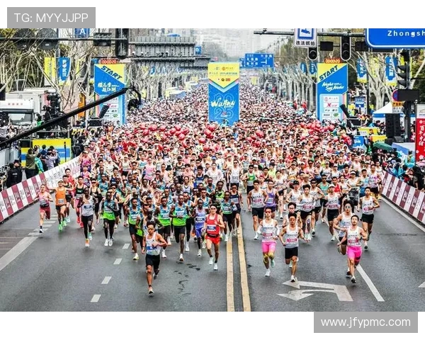 武汉城市马拉松评析：极限运动队展现非凡力量与团队精神