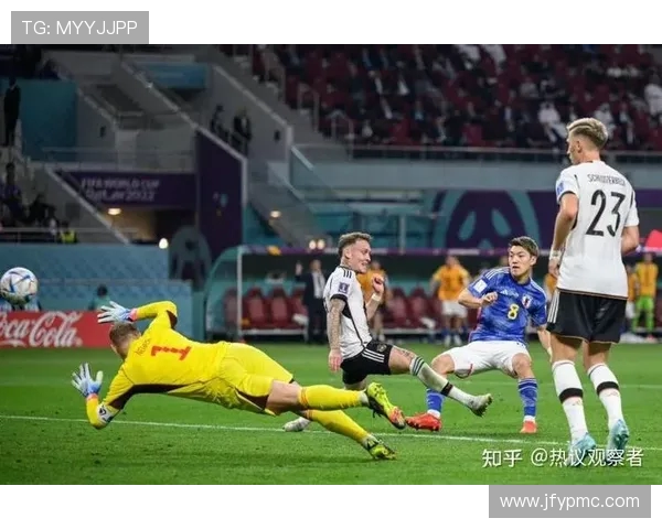 智利与乌拉圭激战正酣比分揭晓引发球迷热议 智利与乌拉圭激战正酣比分揭晓引发球迷热议