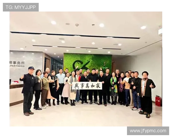 沙依兰与杨俊凯的精彩对决揭示了当代青年文化的碰撞与融合