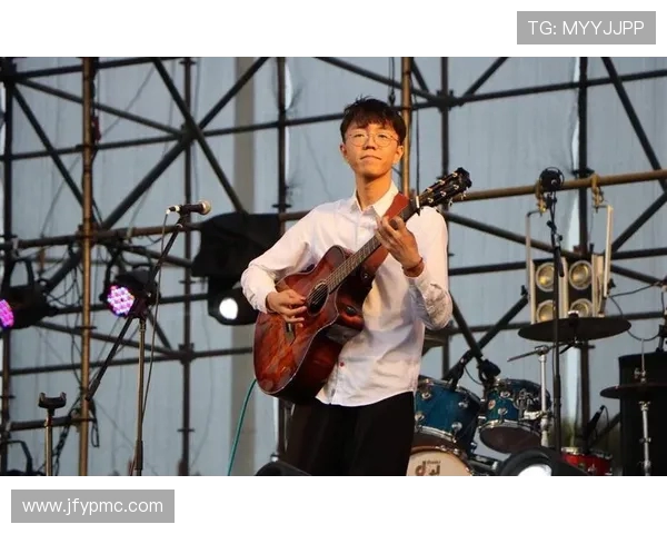 南京羽毛球队崛起之路：从默默无闻到锦标赛的辉煌历程